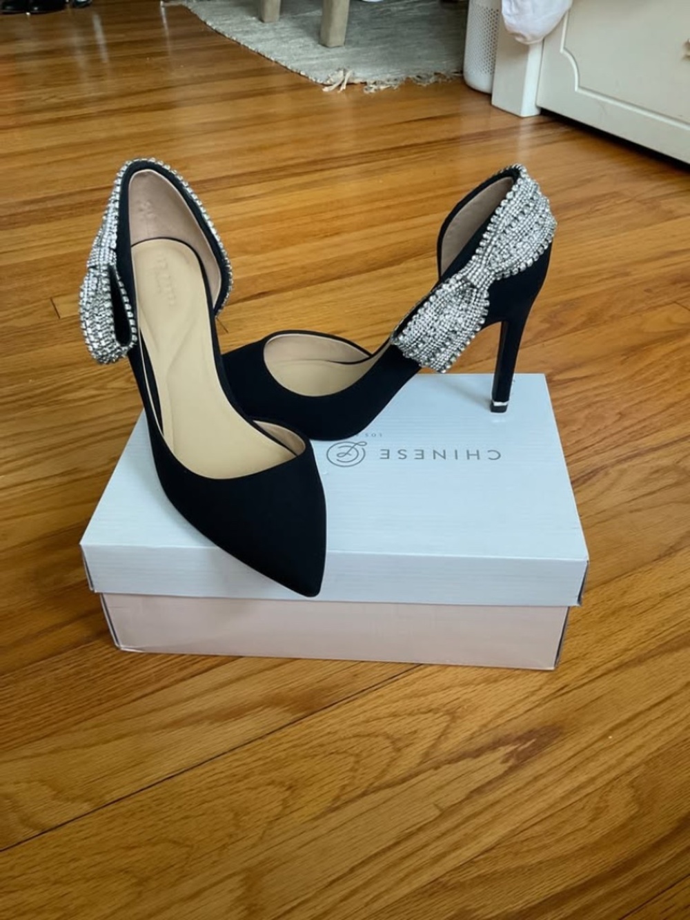 Ted Baker Rhinestone Bow-tie Pump